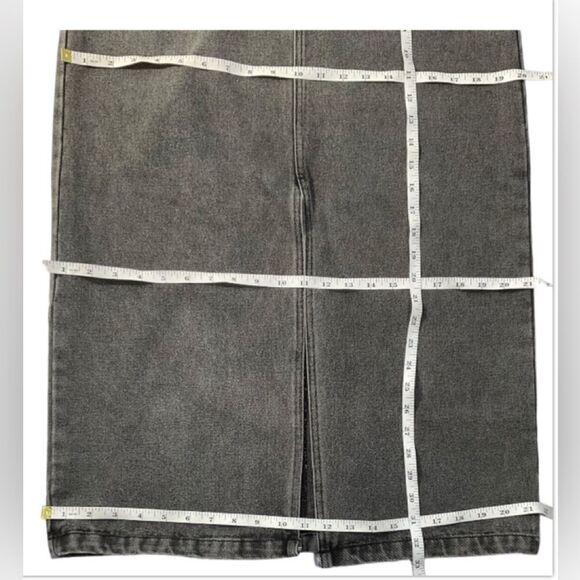 Beige By Tony Women’s Stretch Denim jean Pencil Midi Skirt Gray Size Large - Picture 10 of 12